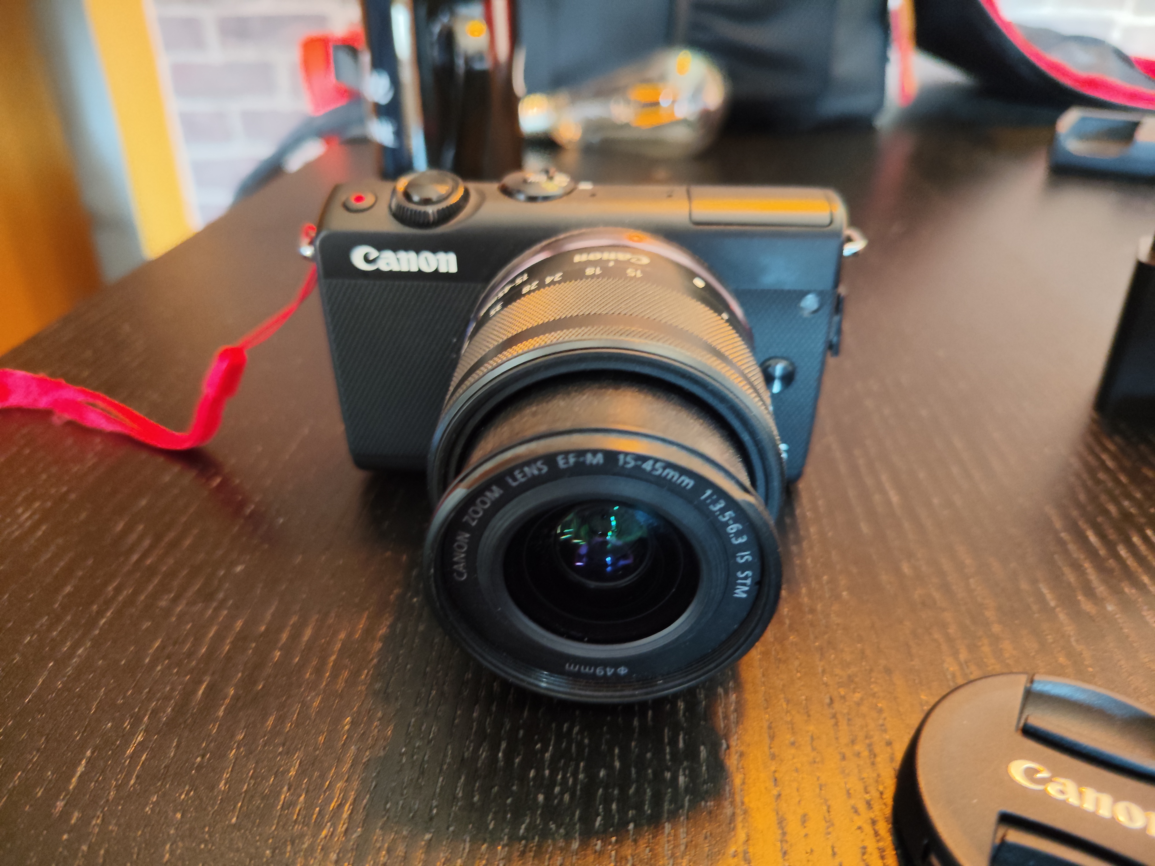 📸 Canon EOS M100 + accesorios